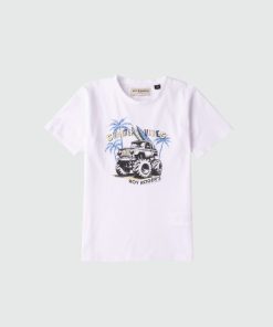 Jasperjones.shopeed7461a7d 1